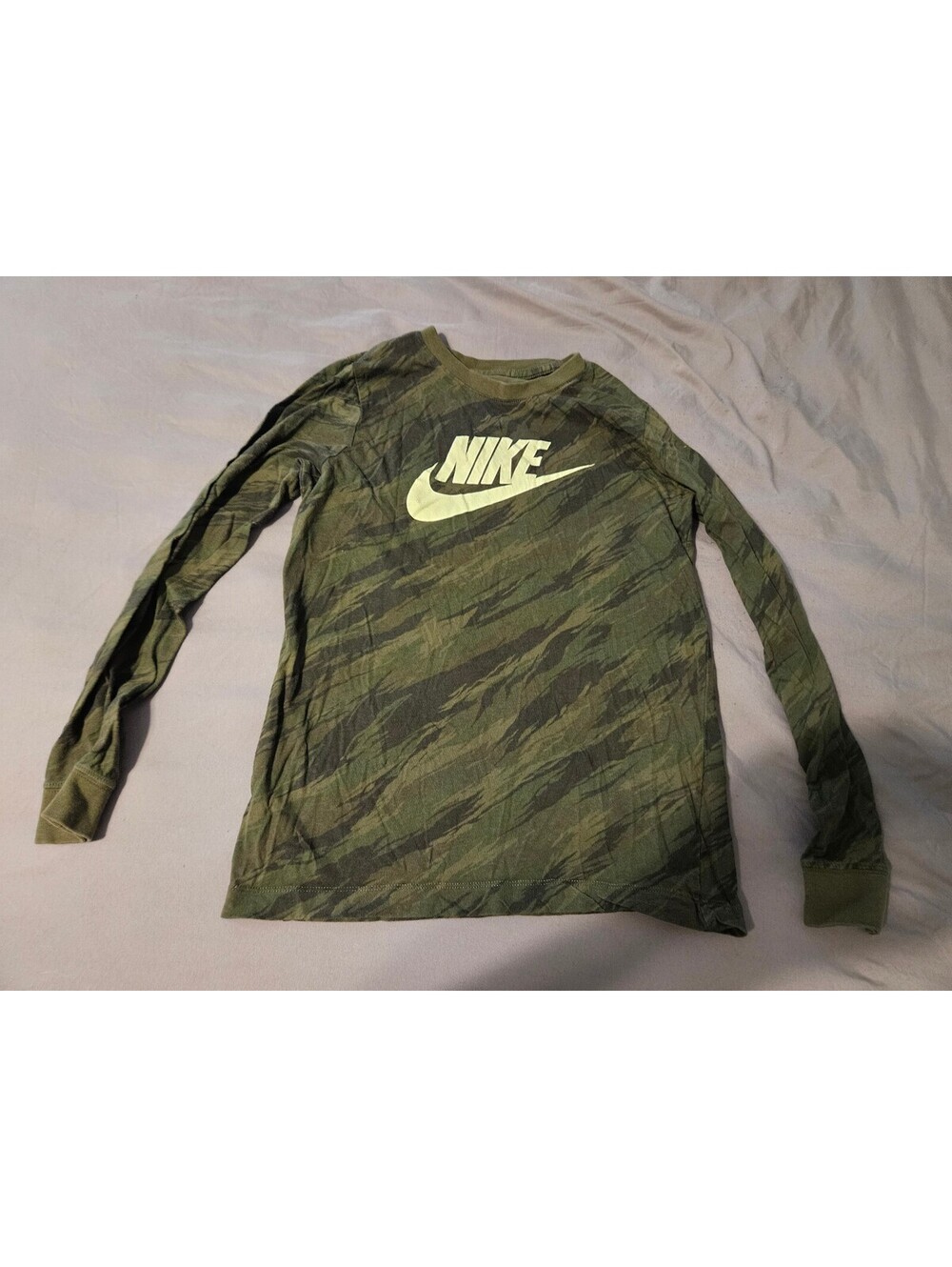 Nike The Nike Tee Long Sleeve Camo T-Shirt Medium